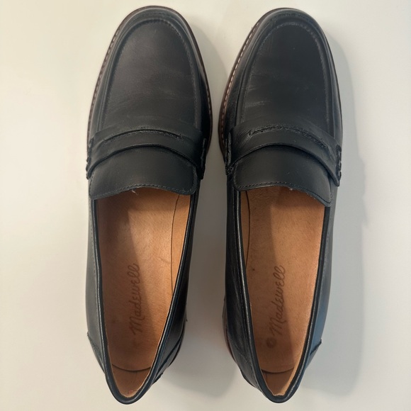 Madewell Corinne Lugsole Loafer, SIZE 10/10.5

Offers welcome! - Picture 5 of 7